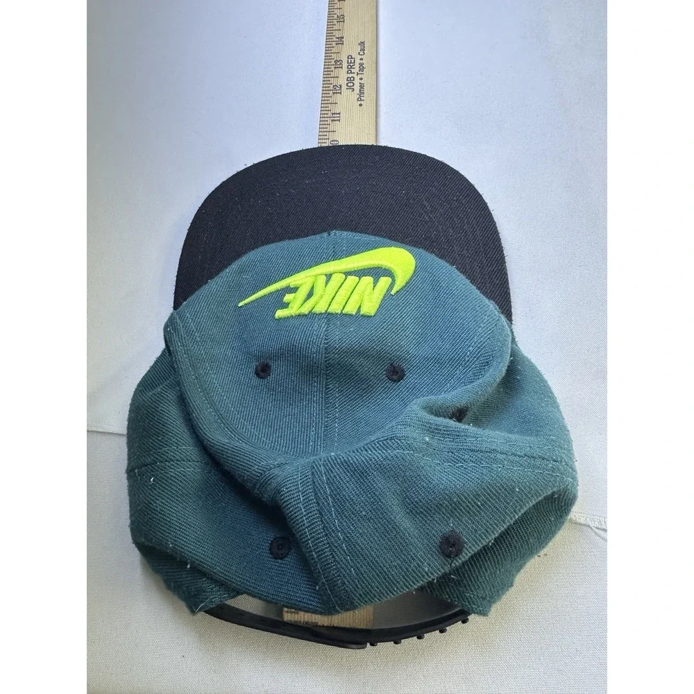 Vintage 90s Kids Nike Spell Out‎ Snapback Hat Cap Green Black Swoosh True 4-7